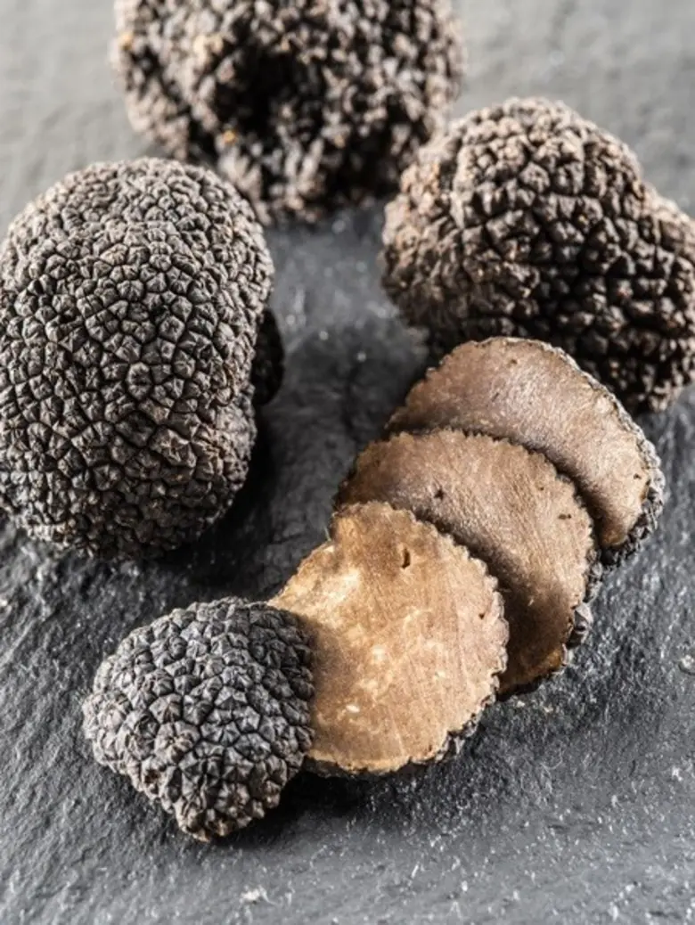 ห้องอาหารแอทติโก้บนชั้น 28 โรงแรมเรดิสัน ...