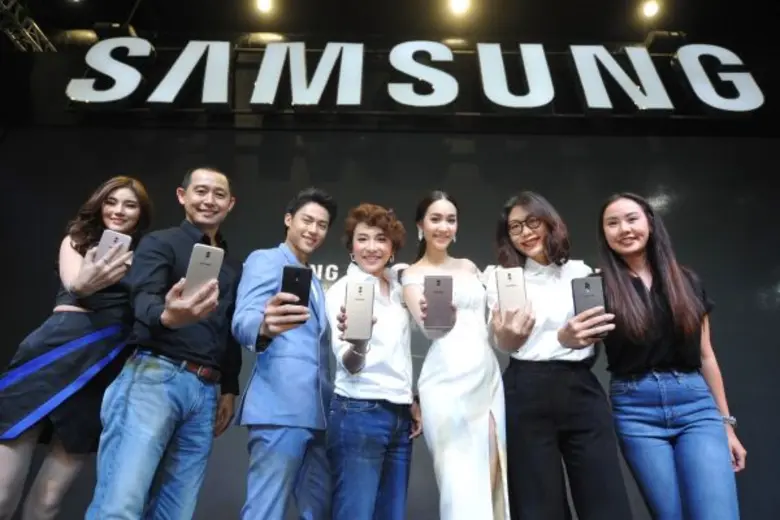 ชอบถ่ายภาพซะจนซัมซุงต้องคว้าให้มาเจอกันกั...