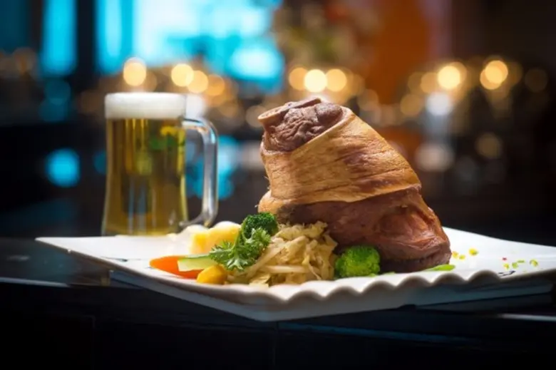 เฉลิมฉลองเทศกาล OKTOBERFEST โรงแรมวินเซอร์ สวีทส์ สุขุมวิท 20