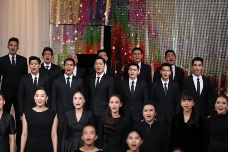 “เจ เอส แอล ฯ” ขนทัพดารากว่า 90 ชีวิต ร้องเพลง “พลังแผ่นดิน” ดังกึกก้องถวายในหลวง รัชกาลที่9 น้อมสำนึกในพระมหากรุณาธิคุณ