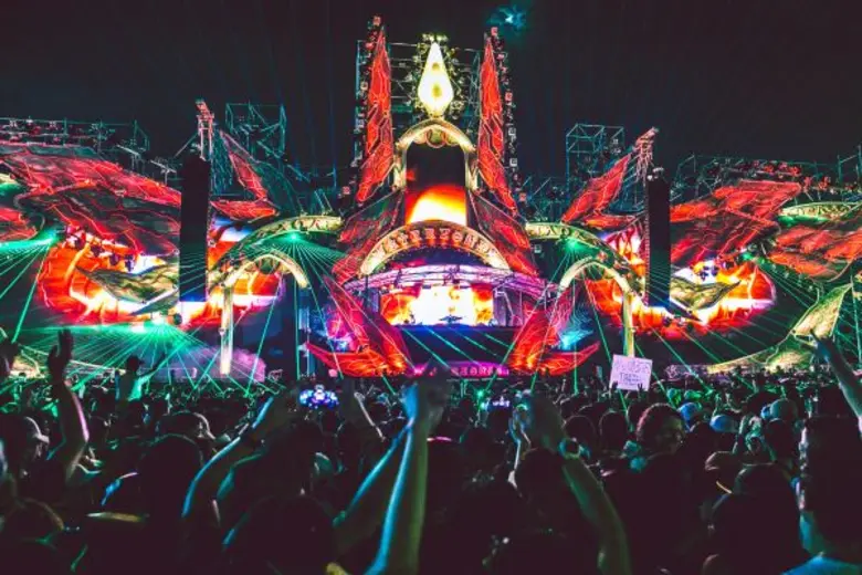 "Chang Music Connection presents Waterzon...