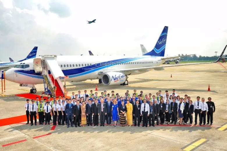 นายเจริญพงษ์ ศรประสิทธิ์ ประธานเจ้าหน้าที...