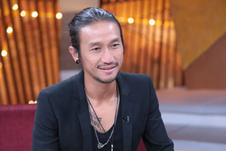 ทีวีไกด์: รายการ "เจาะใจ" เป้าหมายใหม่ 700 ล้าน! “ตูน-บอดี้สแลม” ประกาศ คัมแบ็ค โปรเจ็คยักษ์ “ก้าวคนละก้าว” วิ่งจากใต้สุดแดนสยาม สู่เหนือสุดของประเทศไทย