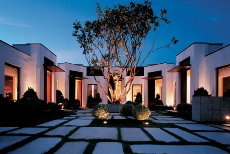 พบกับ สเตย์เคชั่น แพคเกจ โรงแรมแกรนด์ ไฮแอท เอราวัณ กรุงเทพฯ