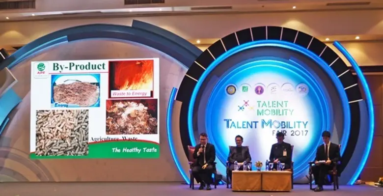 “อำพลฟูดส์” ร่วมเพิ่มศักยภาพนวัตกรรมด้วยงานวิจัย ในงาน Talent Mobility Fair 2017