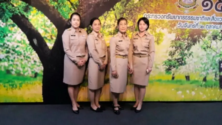 นางสาวปัถวี แสงฉาย ผู้อำนวยการสำนักอำนวยก...