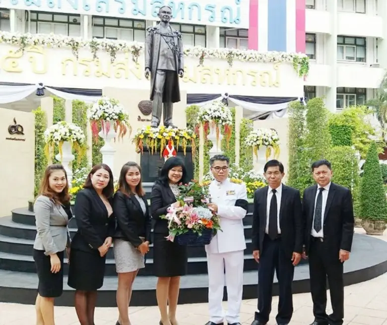 คุณสุชาดา พุทธเจริญ ผู้อำนวยการฝ่ายขายและ...