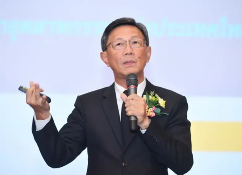 ตอนนี้ไม่ว่าจะหันไปทางไหน ใครๆ ก็พูดถึง "...