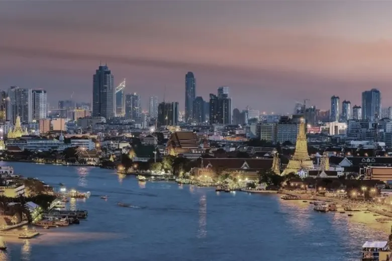 โรงแรมรอยัล ออคิด เชอราตัน ขอเสนอโปรโมชั่...