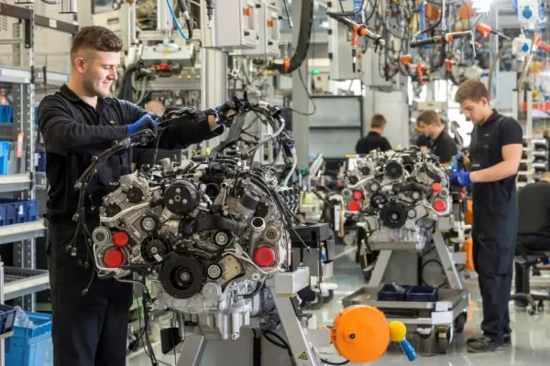 เมอร์เซเดส-เอเอ็มจี ฉลองครึ่งศตวรรษแห่งความสำเร็จของแบรนด์ที่ “ขับเคลื่อนทุกสมรรถนะ – Driving Performance”