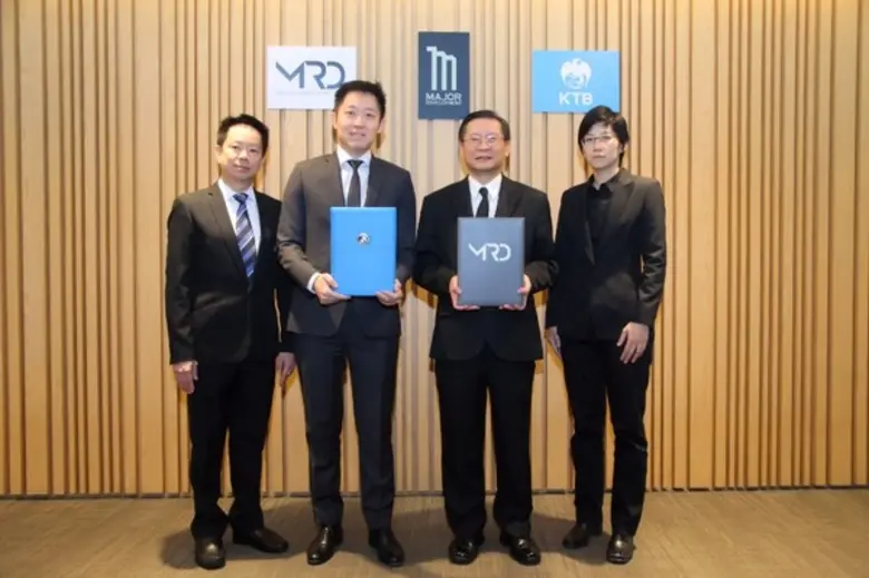 บรรยายใต้ภาพ — (เรียงจากซ้ายไปขวา) นายพิท...