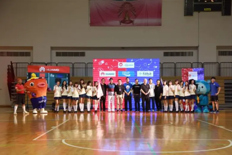 เลิฟอิสจับมือ โยชิโมโต้ ฯ จัดกีฬาสีเปิดตัวไอดอลไทย Sweat16!