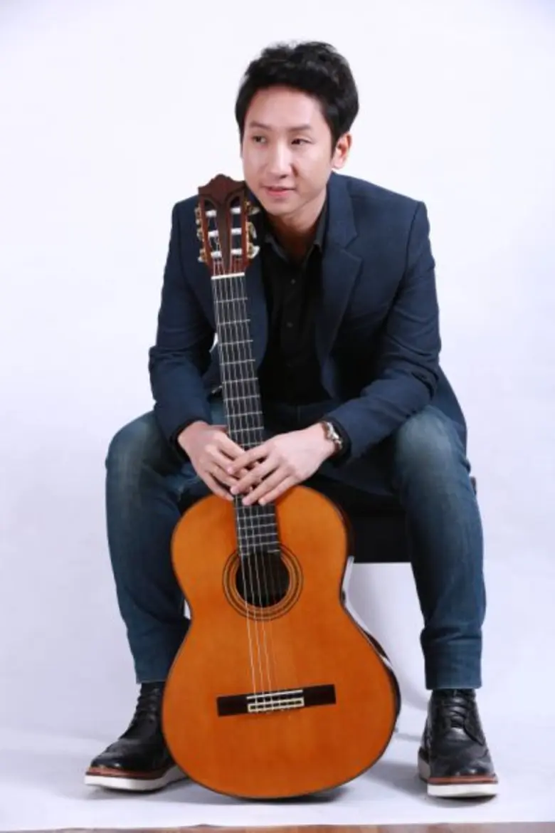 “เบิร์ด เอกชัย” แชมป์กีต้าร์คลาสสิคโลก เผยไฮไลท์ ฟรีคอนเสิร์ตบทเพลงพระราชนิพนธ์ “Still On My Mind” The Acoustic night (Tribute to the great king) Presented by Thai Beverage ในค่ำคืนวันที่ 14 ต.ค. นี้