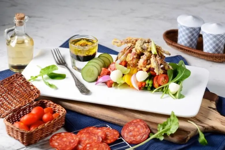 ห้องอาหารอิตาเลียนเทอราซซ่า ชั้น 8 โรงแรม...