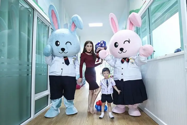 หนูน้อยชาวอนุบาล โรงเรียนสาธิตกรุงเทพธนบุ...