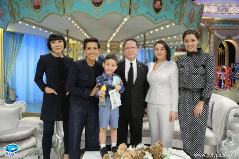 ใครๆ ก็พากันอิจฉาชีวิตซินเดอเรลล่าของ ตั๊...