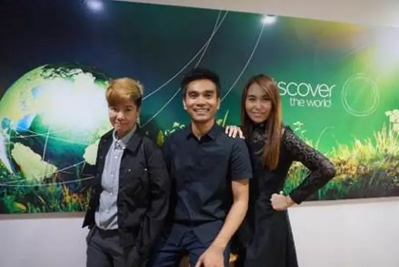 REDISCOVER DISCOVER THE WORLD