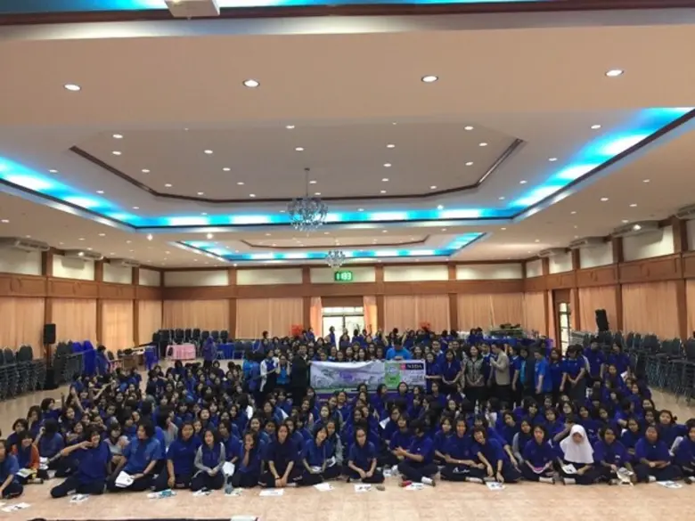 โครงการปลูกจิตสำนึกด้านการเพิ่มประสิทธิภาพ การใช้พลังงานทดแทนที่เป็นมิตรต่อสิ่งแวดล้อมในเยาวชน