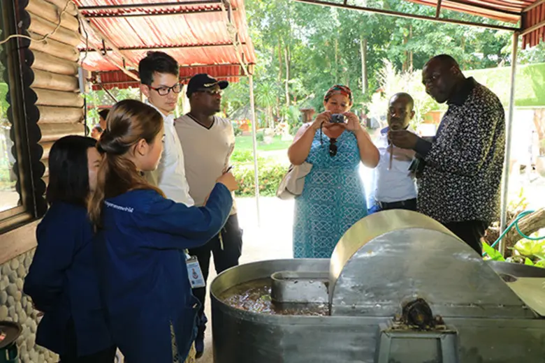 ส.คช. ต้อนรับคณะทูตแอฟริกา