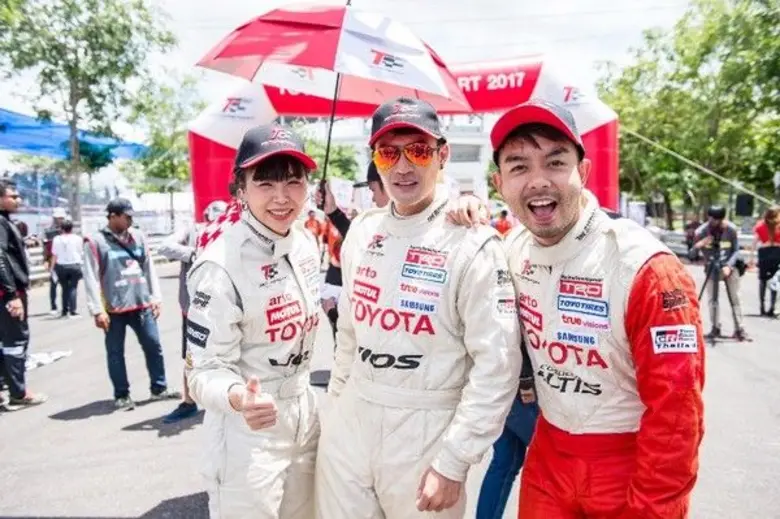 โตโยต้า เรซซิ่งสตาร์ทีม ดารานักแข่งตัวจี๊...