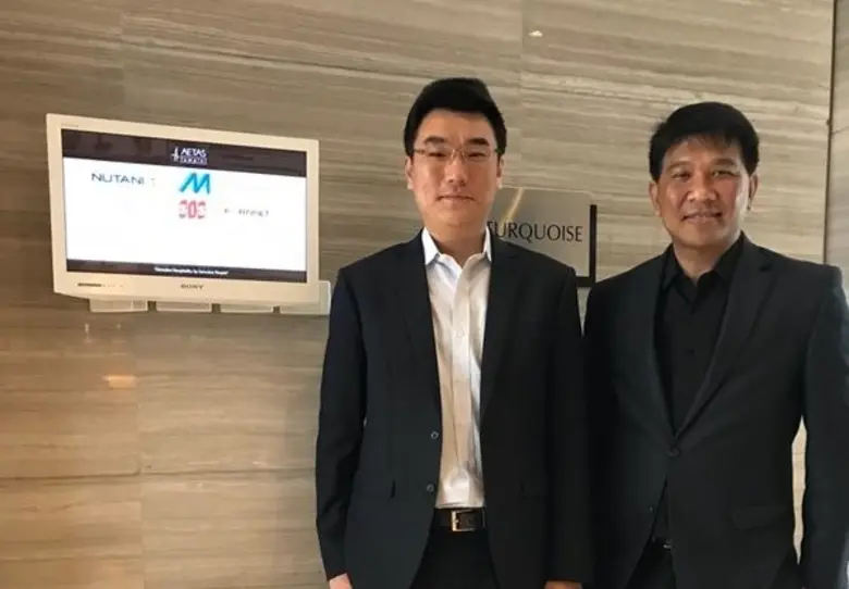 นายชัยวัฒน์ ลิขิตจรรยากุล ผู้ช่วยผู้อำนวย...