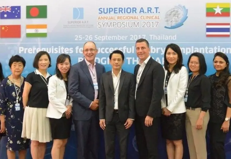 แพทย์นานาชาติ จาก 8 ประเทศทั่วโลก อาทิ ออ...