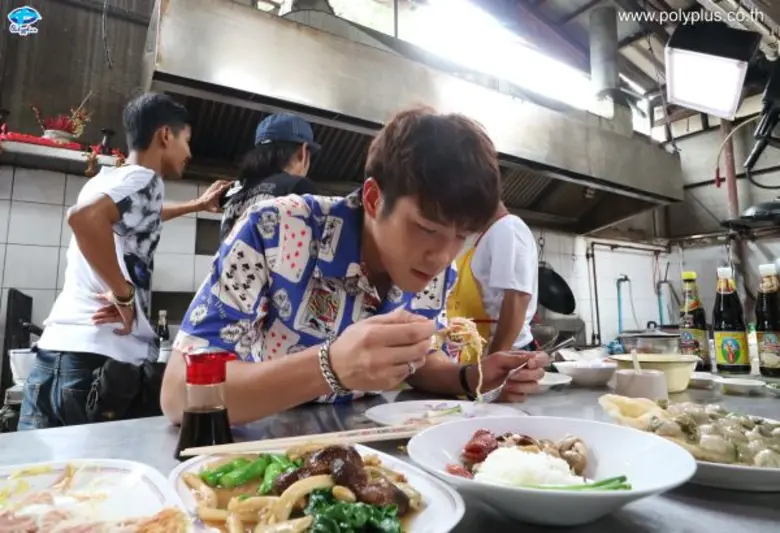 ทีวีไกด์: รายการ "ตลาดสดพระราม ๔" “อาเล็ก” งัดทีเด็ด โชว์พลังกล้ามขั้นเทพ