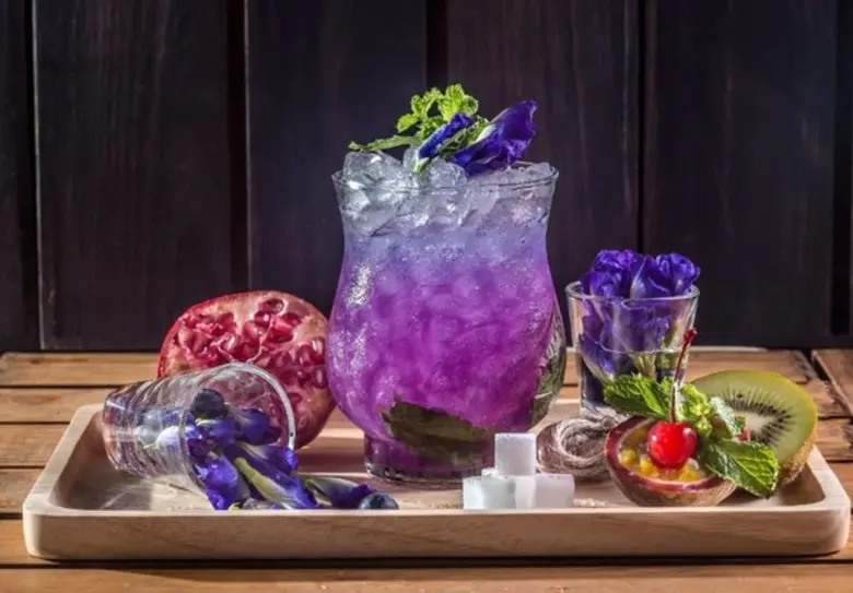 เซสท์ บาร์ แอนด์ เทอเรส โรงแรม เดอะ เวสทิ...