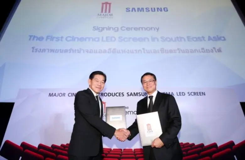 “จูน สาวิตรี” ร่วมสัมผัสนวัตกรรมความบันเทิงใหม่ล่าสุดของโลกกับ LED Cinema Screen แห่งแรกของอาเซียน ในโรงภาพยนตร์เมเจอร์ ซีนีเพล็กซ์