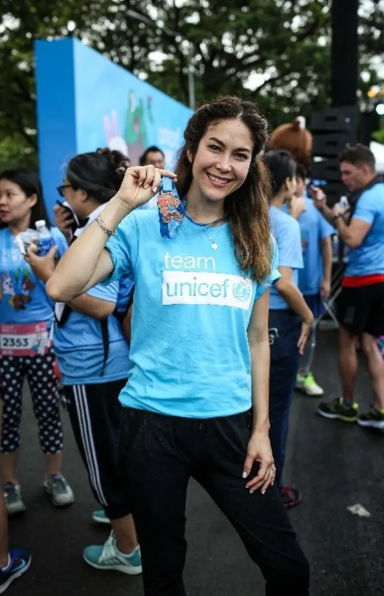 “ซิโก้-พอลล่า” วิ่งเพื่อเด็กทุกคนได้มี #โอกาสที่เท่าเทียม ในงานวิ่งการกุศลครั้งประวัติศาสตร์ UNICEF LINE Run