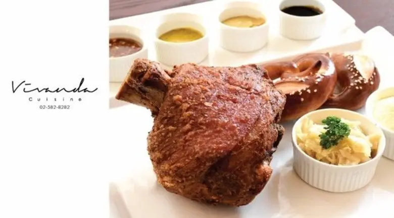 โรงแรมเบสท์เวสเทิร์นพลัสแวนด้าแกรนด์ จัดเ...