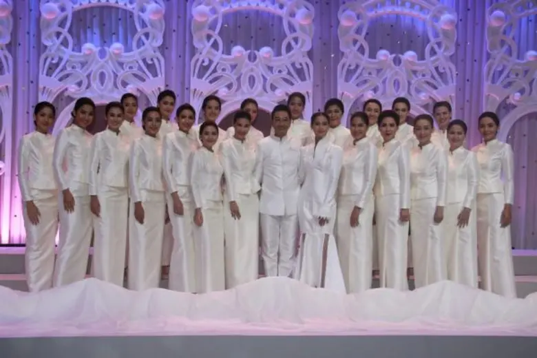 นักแสดงช่อง 3 นับร้อยชีวิต ร่วมถ่ายทอดละครเพลงและบทเพลงพระราชนิพนธ์ “ดุจดวงใจไทยทั้งผอง เดอะมิวสิคัล” เพื่อน้อมรำลึกในหลวง รัชกาลที่ 9