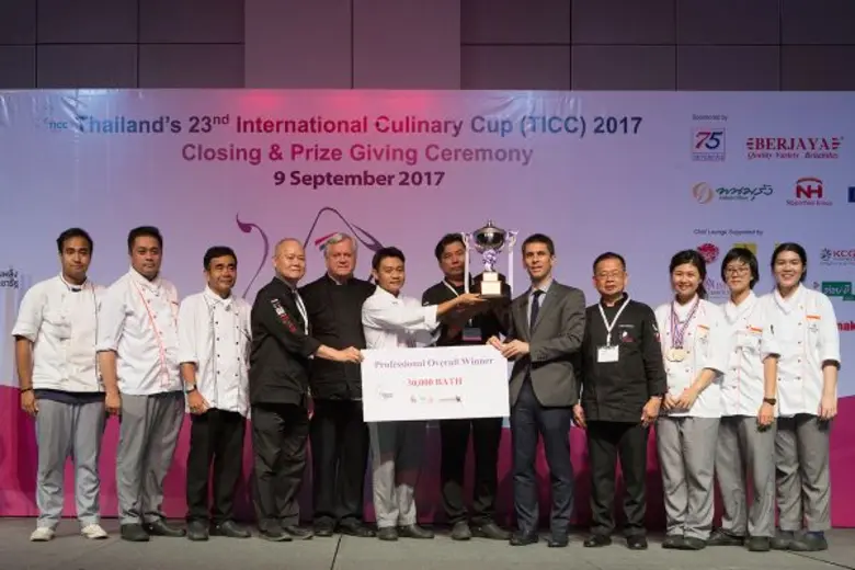 เชฟมืออาชีพขาดแคลน สมาคมเชฟเร่งผลิตพร้อมยกระดับมาตรฐานฝีมือป้อนธุรกิจท่องเที่ยว-โรงแรม-ร้านอาหาร ด้านการแข่งขันค้นหาสุดยอดเชฟรายการ Thailand's International Culinary Cup (TICC) ประสบผลสำเร็จสูงสุด  มีผู้เข้าร่วมการแข่งขันถึง 720 คน