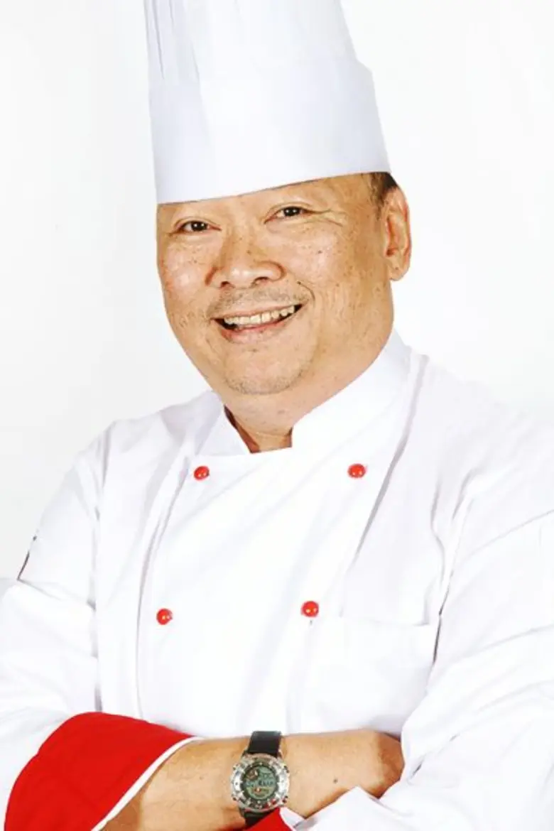 เชฟมืออาชีพขาดแคลน สมาคมเชฟเร่งผลิตพร้อมยกระดับมาตรฐานฝีมือป้อนธุรกิจท่องเที่ยว-โรงแรม-ร้านอาหาร ด้านการแข่งขันค้นหาสุดยอดเชฟรายการ Thailand's International Culinary Cup (TICC) ประสบผลสำเร็จสูงสุด  มีผู้เข้าร่วมการแข่งขันถึง 720 คน