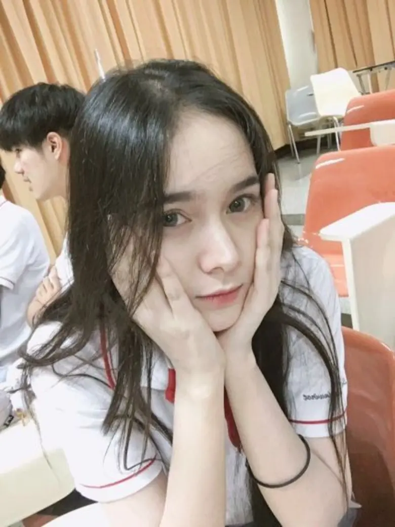 มันก็จะดูยุ่งๆ หัวฟูๆ หน่อยนะ สำหรับ น้อง...