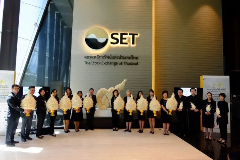 นายสัญญา หาญพัฒนกิจพานิช (ที่ 3 จากขวา) ร...