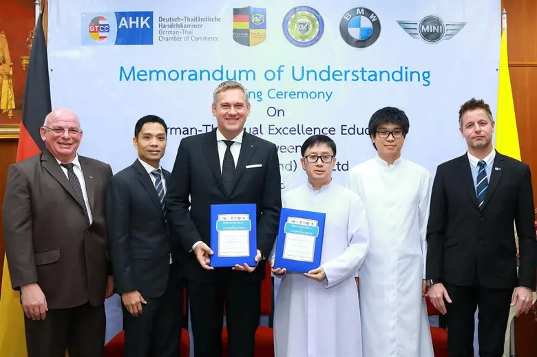 บีเอ็มดับเบิลยู กรุ๊ป ประเทศไทย นำโดย มร....