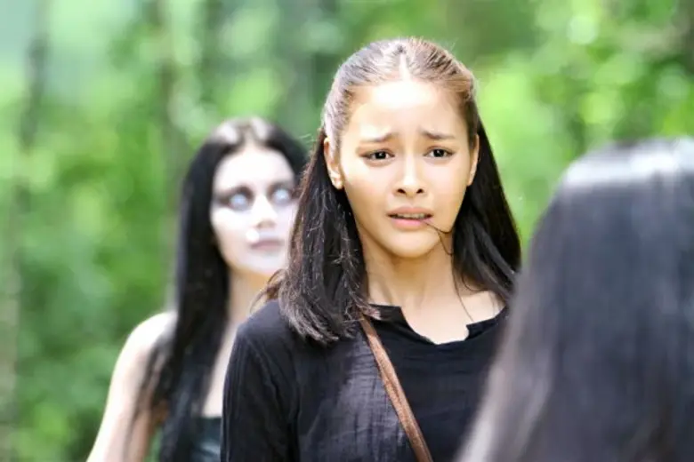 “ปุ๊กลุก-ข้าวทิพย์” ติดสลิง เข้าฉากเผชิญหน้าผีปอบ “ไมค์-โหน-นัท” โชว์หล่อโผล่ช่วย ใน “นายฮ้อยทมิฬ”