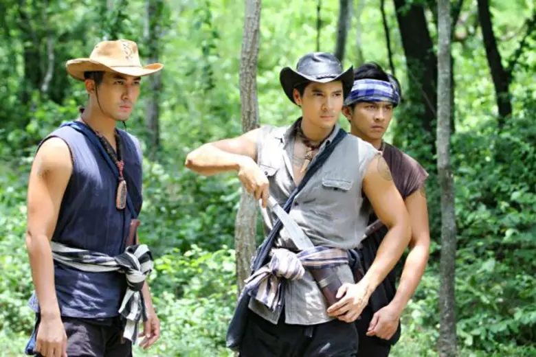 ทีวีไกด์: ย่อตอน-ไฮไลท์ละครตอนที่ 8 นายฮ้อยทมิฬ “ปุ๊กลุก-ข้าวทิพย์” ติดสลิง เข้าฉากเผชิญหน้าผีปอบ “ไมค์-โหน-นัท” โชว์หล่อโผล่ช่วย ใน “นายฮ้อยทมิฬ”