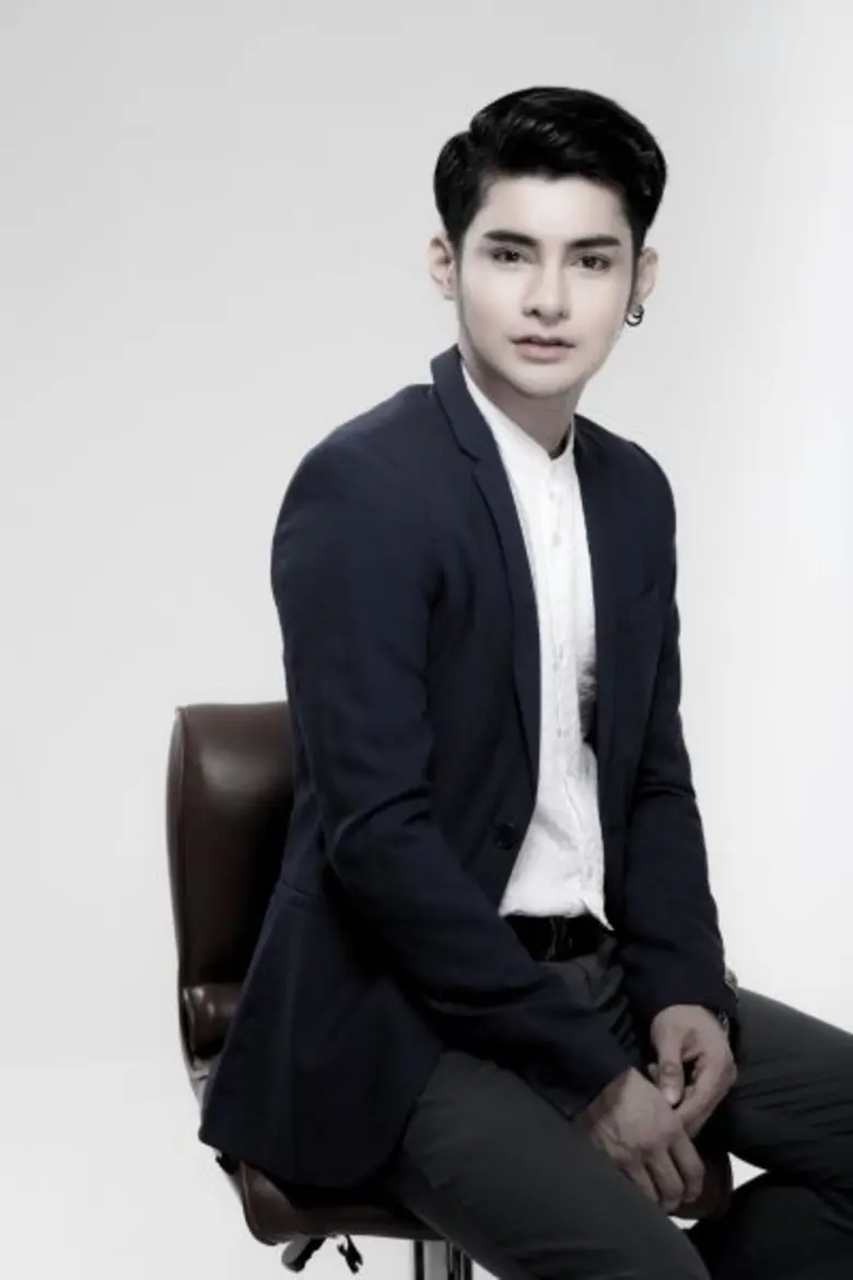 เรียกได้ว่าเป็นอีกหนึ่งบุคคลที่น้อมนำพระร...