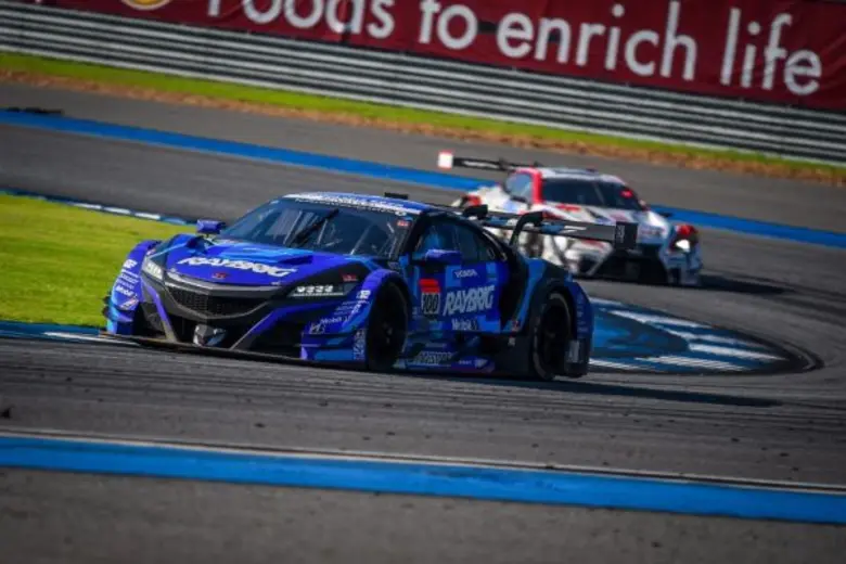 ทีม เคฮิน เรียล เรซซิ่ง ที่ใช้รถแข่ง ฮอนด้า เอ็นเอสเอ็กซ์-จีที คว้าอันดับ 3 ในรายการ ช้าง ซูเปอร์ จีที เรซ 2017 ฮอนด้า เรซซิ่ง 2017 “จักรพันธ์-ภัทรพล-ฐนโรจน์” ฟอร์มร้อนแรง คว้าชัยทั้ง 3 เรซ