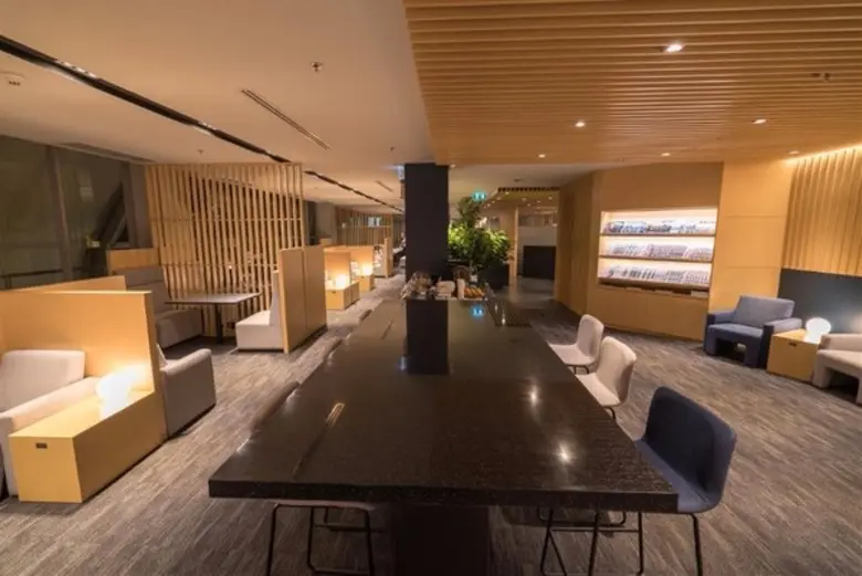 SkyLounge จุดพักผ่อนที่เพียบพร้อมด้วยสิ่ง...