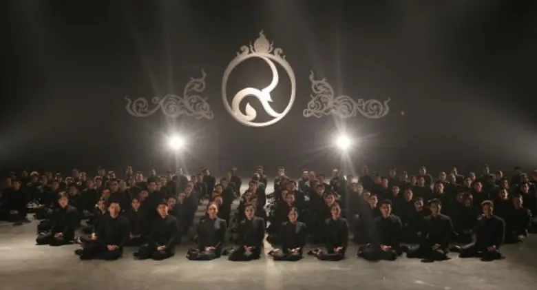 เพลงแห่งความภาคภูมิใจของชาว อาร์เอส เพื่อถวายความรัก และอาลัยใน รักพ่อ...ไม่มีวันพอเพียง