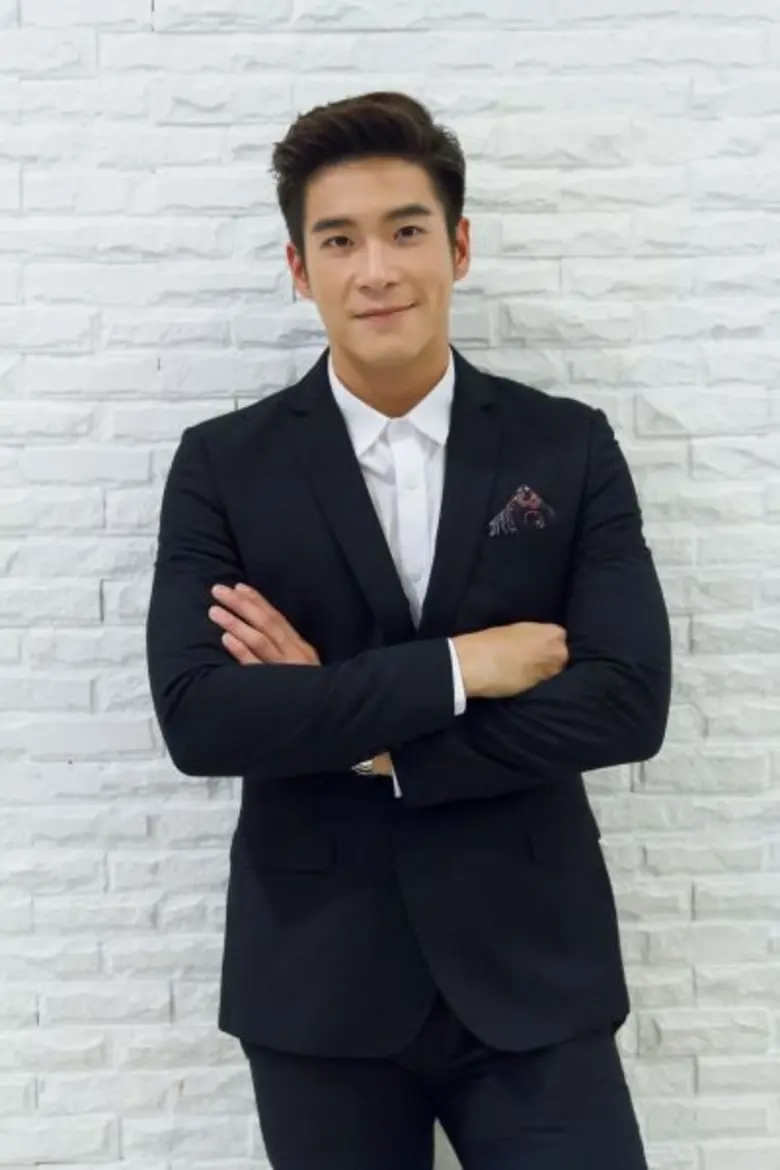 นอกจากจะหล่อแล้ว ยังใจบุญอีกด้วย สำหรับพร...