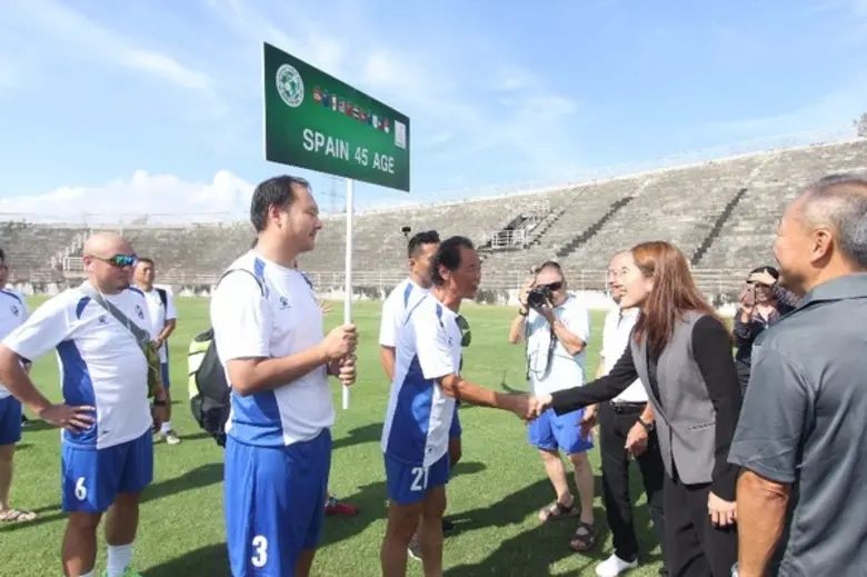 เปิดงาน Evergreen Cup 2017