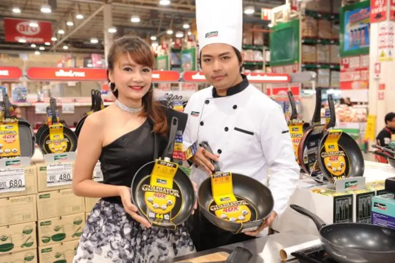 ซีกัล ร่วมกับ แม็คโคร จัดกิจกรรม 'ซีกัล คุกกิ้ง โชว์’ ในงาน แม็คโคร โฮเรก้า ดึงนักร้อง-นักแสดงสาวสุขภาพดี 'แกรนด์-เดอะสตาร์’ สาธิตเมนูอาหารไทยโบราณสุดพิเศษ