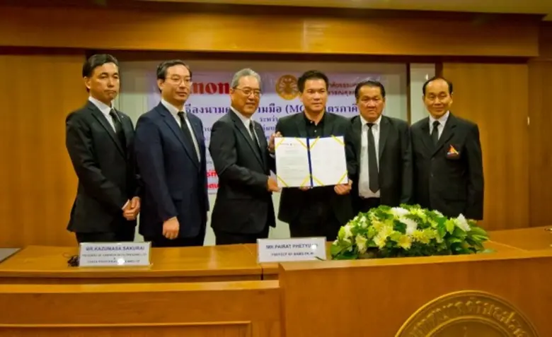 คณะผู้บริหารกลุ่มบริษัทแคนนอนประเทศไทย นำ...