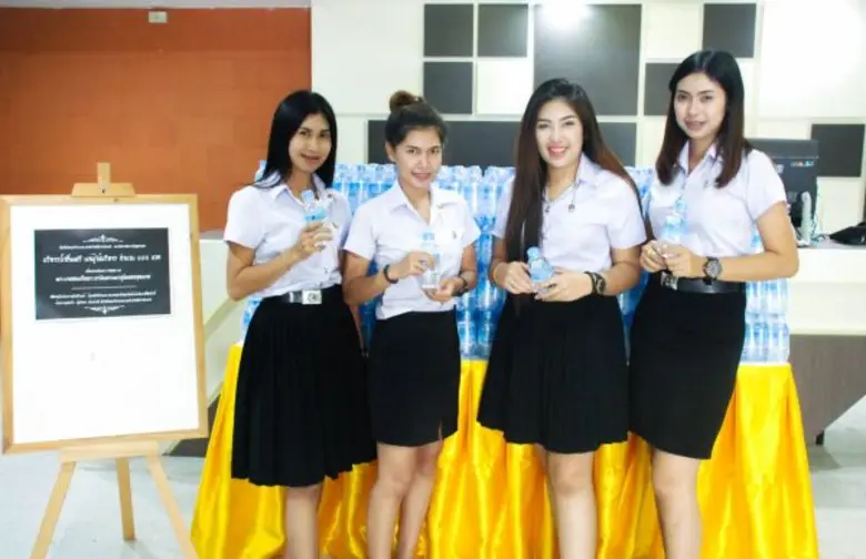 สำนักวิทยบริการฯ มรภ.สงขลา แจกน้ำดื่ม 999...