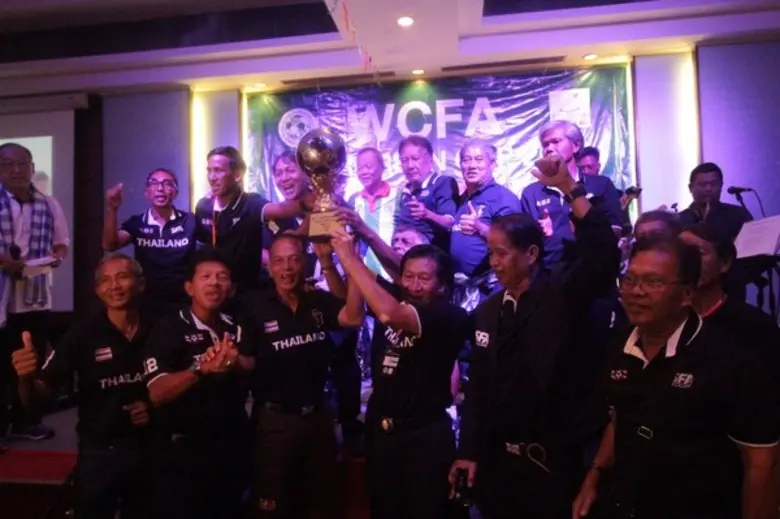 นักเตะอาวุโสไทยซิวแชมป์รุ่นอายุ 65
