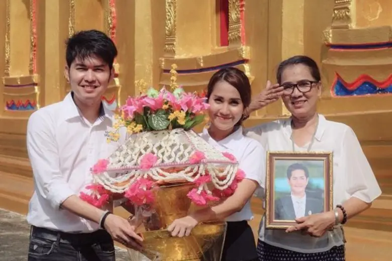 ขออนุโมทนากับ 2 พี่น้อง กุ้ง สุธิราช – วิ...